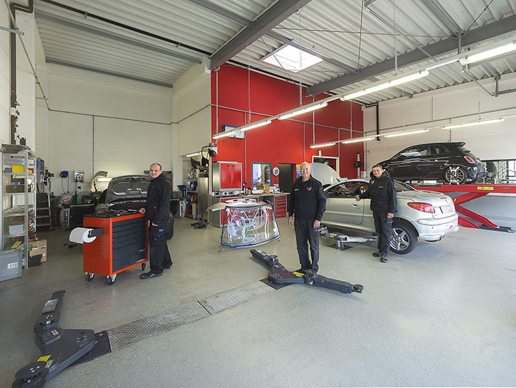 Ak Kaarst Repair Ug - Kfz- Werkstatt KFZ-Werkstatt | Reifen Braun